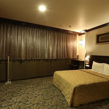 Monalisa Hotel تاينان المظهر الخارجي الصورة