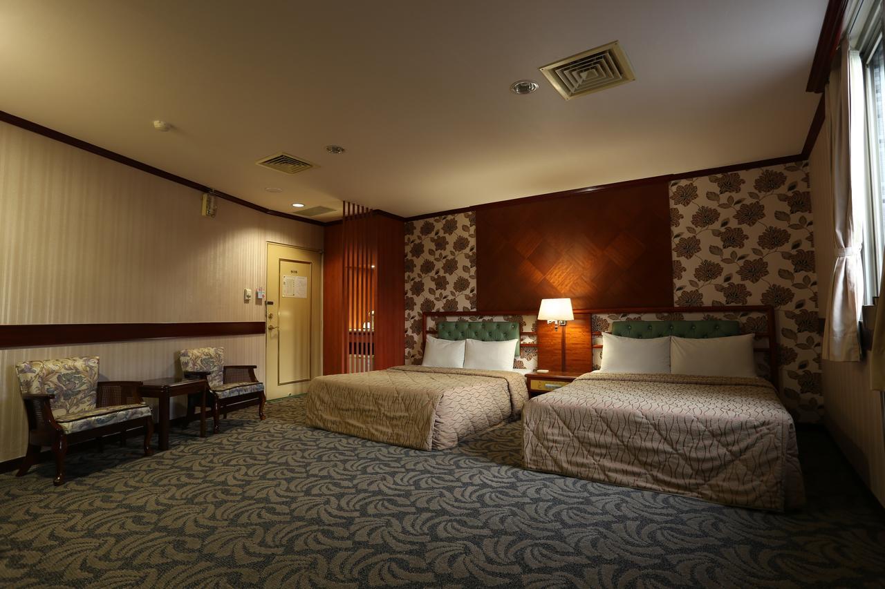 Monalisa Hotel تاينان المظهر الخارجي الصورة