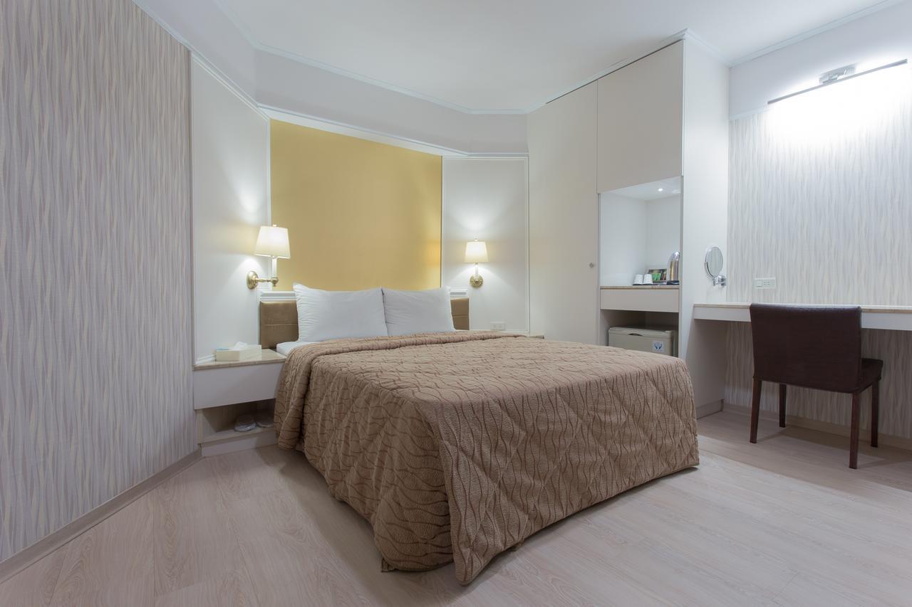Monalisa Hotel تاينان المظهر الخارجي الصورة